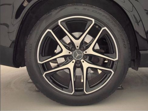 Used 2021 Mercedes-Benz GLE 53 AMG AMG GLE 53 4MATIC Coupe image 11