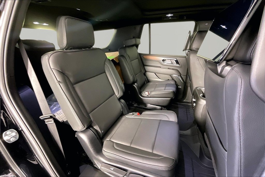 New 2027 GMC Yukon Denali w/ Denali Reserve Package AWD/4WD image 11