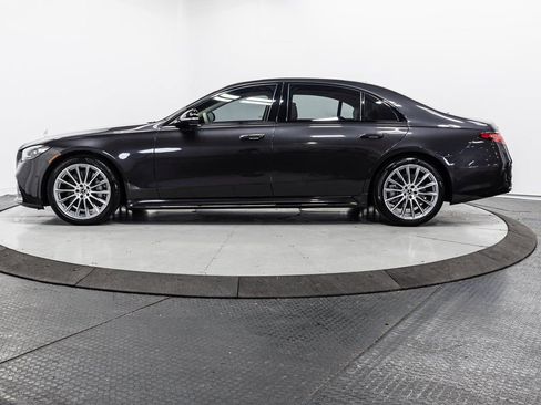 Used 2023 Mercedes-Benz S 580 4MATIC Sedan image 4