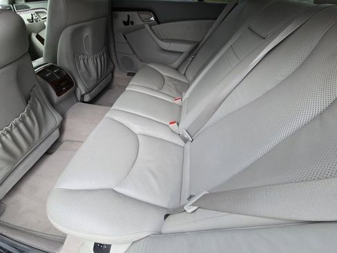 Used 2005 Mercedes-Benz S 500 image 16