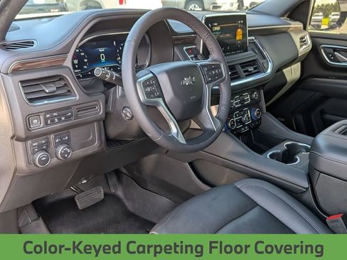 Used 2022 Chevrolet Tahoe Z71 w/ Luxury Package AWD/4WD image 32