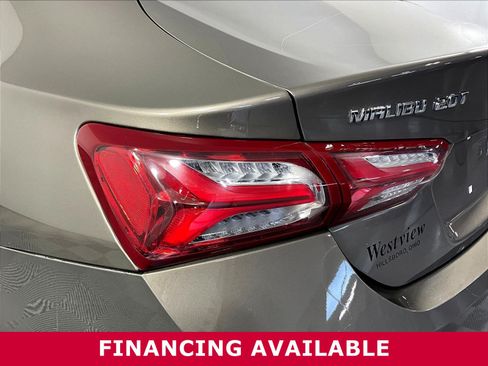 Used 2020 Chevrolet Malibu Premier FWD image 23