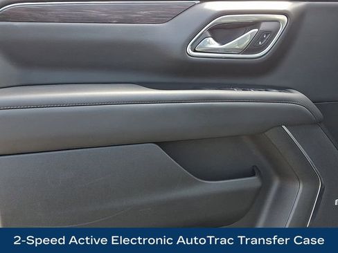 Used 2024 Chevrolet Suburban Z71 image 22