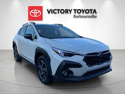 Used 2024 Subaru Crosstrek 2.0i Premium image 2