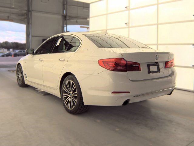 Used 2018 BMW 530e RWD image 6