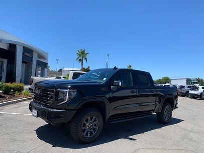 New 2026 GMC Sierra 1500 AT4X w/ LPO, Black Badging Package