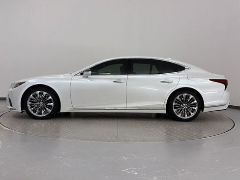Used 2021 Lexus LS 500 RWD image 2