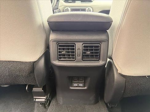 Used 2025 Toyota RAV4 XLE image 23