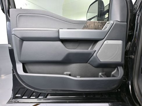 Used 2024 Ford F250 Lariat w/ Lariat Ultimate Package AWD/4WD image 21