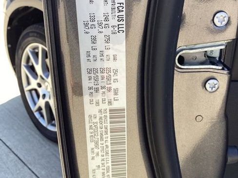 Used 2018 Dodge Journey GT AWD/4WD image 29
