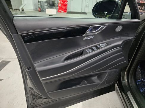 Used 2025 Genesis GV80 2.5T Standard AWD/4WD image 13