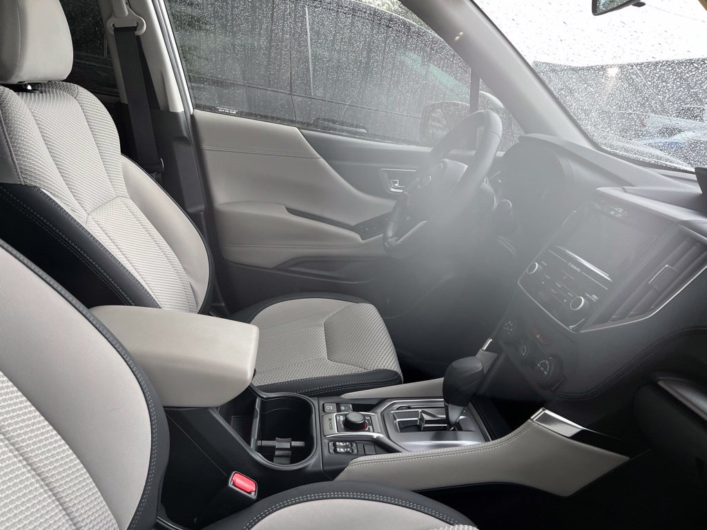 Used 2024 Subaru Forester Premium AWD/4WD image 6
