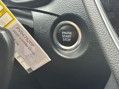 Certified 2023 Toyota Corolla Cross LE image 24
