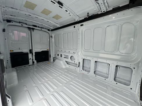 New 2026 Ford Transit 250 148 Medium Roof Extended AWD image 21