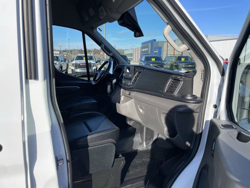 Used 2023 Ford Transit 250 148 High Roof AWD image 13