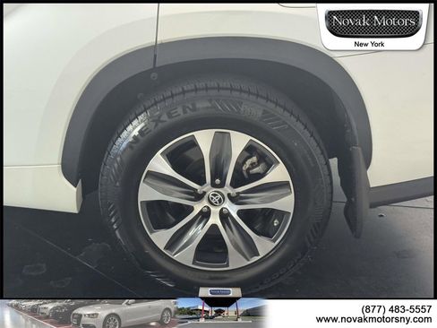 Used 2022 Toyota Highlander XLE image 10