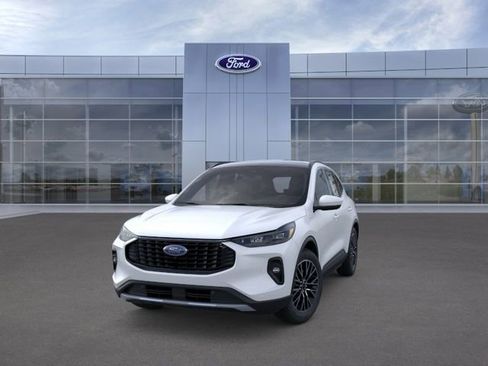 New 2025 Ford Escape SE w/ PHEV Premium Package FWD image 2