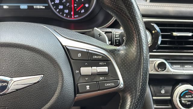Used 2021 Genesis G70 3.3T RWD image 24