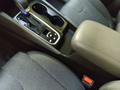 Used 2020 Hyundai Santa Fe SEL image 26