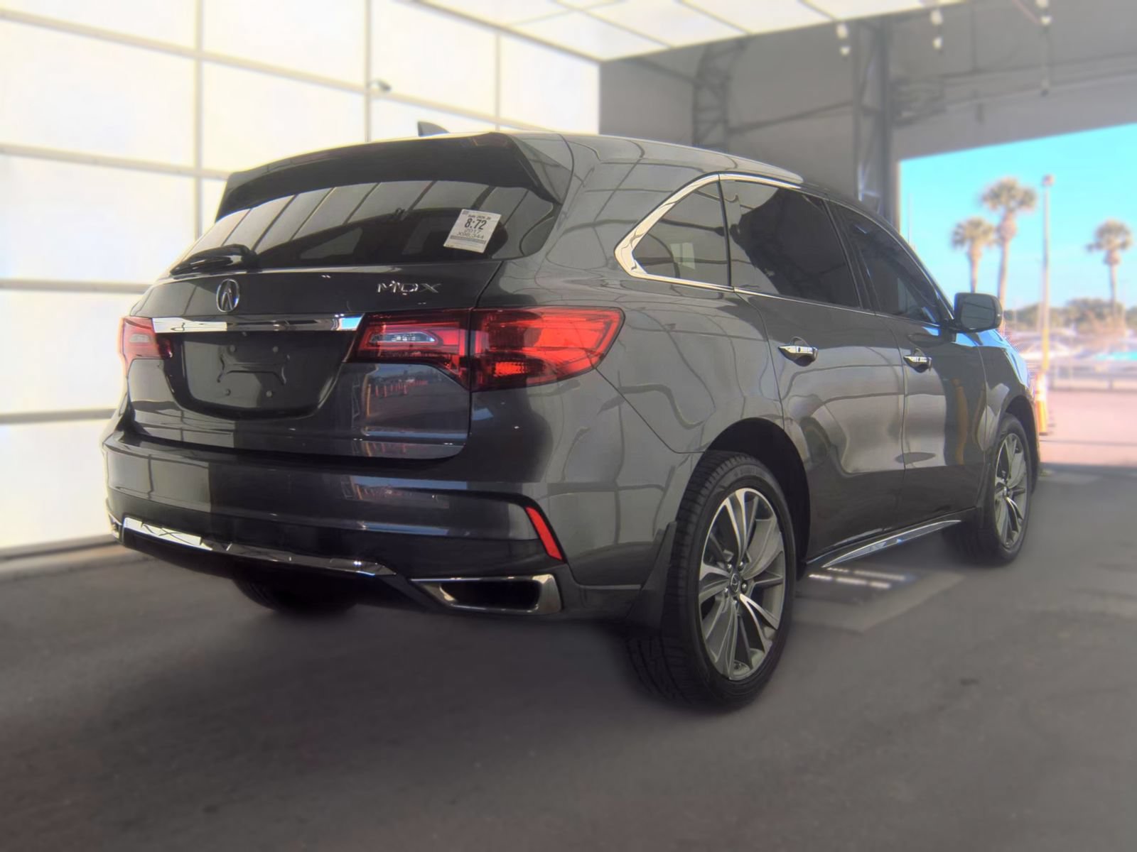 Used 2017 Acura MDX w/ Technology Package FWD image 3