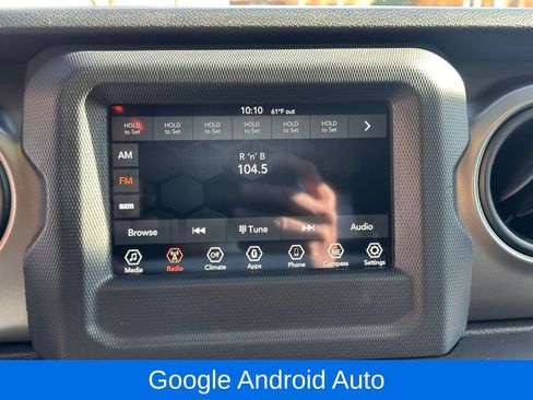 Used 2019 Jeep Wrangler Sport image 26