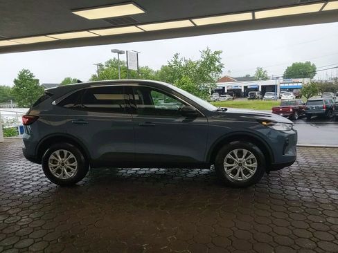 Used 2024 Ford Escape Active AWD/4WD image 5
