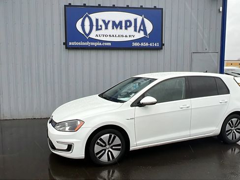 Used 2016 Volkswagen e-Golf SE w/ DC Fast Charging Package FWD image 1