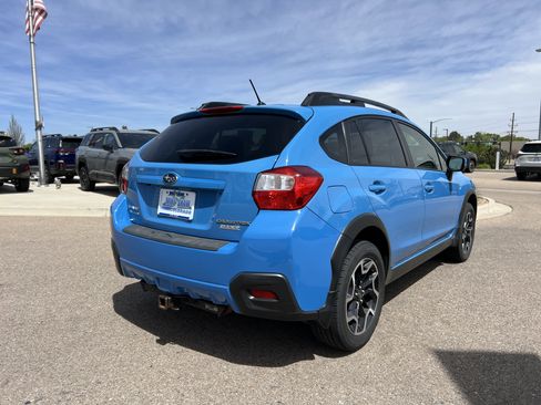 Used 2016 Subaru Crosstrek 2.0i Premium w/ Moonroof Package AWD/4WD image 10