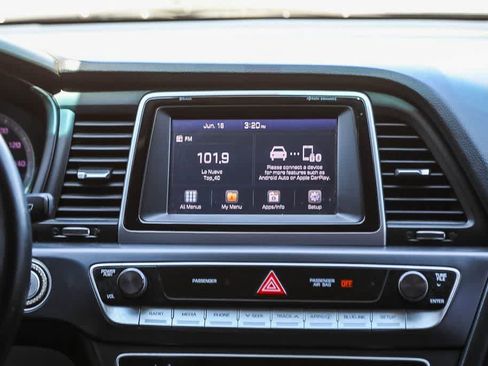 Used 2018 Hyundai Sonata SEL FWD image 13