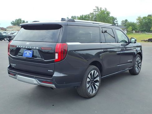 Used 2025 Ford Expedition Max Platinum w/ Driver's Package AWD/4WD image 6