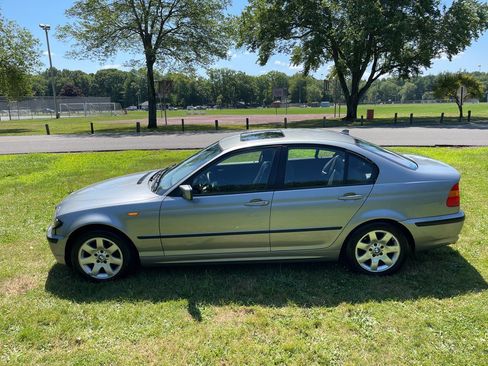 Used 2005 BMW 325xi Sedan AWD/4WD image 33