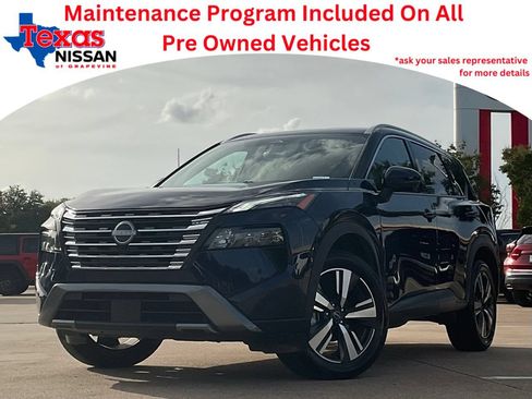 Used 2026 Nissan Rogue SL FWD image 1