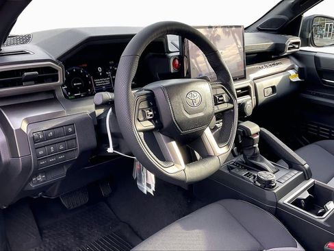 New 2025 Toyota Tacoma TRD Off-Road w/ TRD Off Road Upgrade Package AWD/4WD image 8