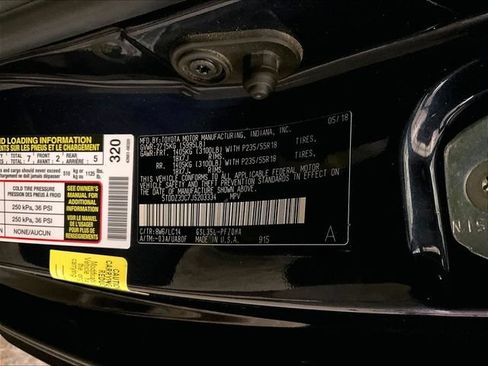 Used 2018 Toyota Sienna XLE w/ XLE Navigation Package AWD/4WD image 35
