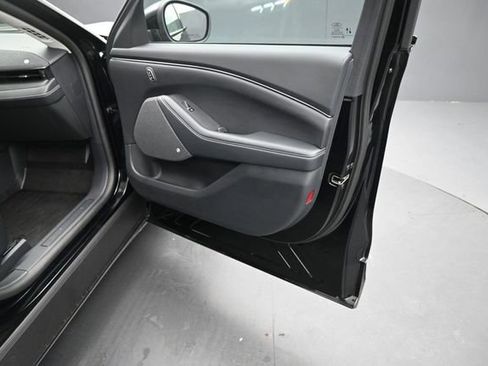 Certified 2025 Ford Mustang Mach-E Premium AWD/4WD image 32