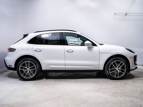 New 2026 Porsche Macan AWD/4WD image 8