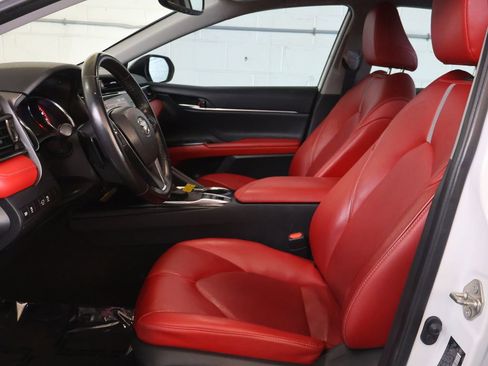 Used 2020 Toyota Camry XSE w/ Carpet Mat Package FWD image 17