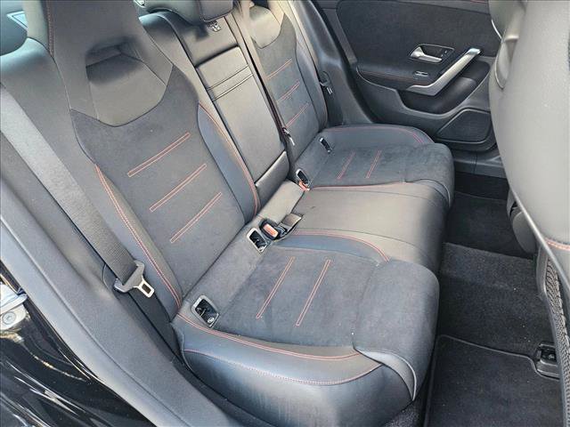 Used 2023 Mercedes-Benz CLA 250 image 18