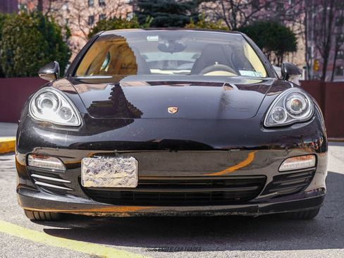 Used 2012 Porsche Panamera 4 image 13