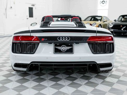 Used 2018 Audi R8 V10 plus image 8