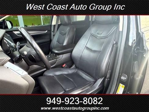 Used 2017 Cadillac XT5 Luxury w/ Driver Awareness Package FWD image 10