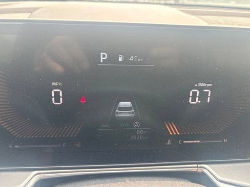 Used 2026 Kia Sorento LX FWD image 15
