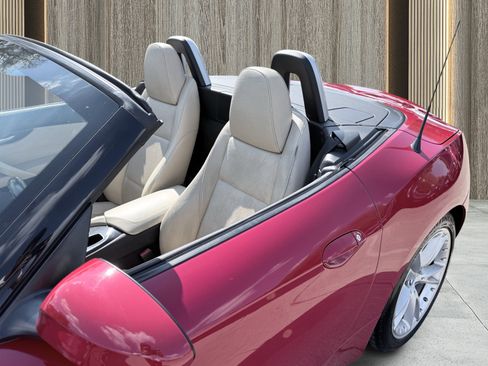 Used 2010 BMW Z4 sDrive30i w/ Premium Pkg image 27