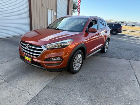 Used 2017 Hyundai Tucson SE image 1