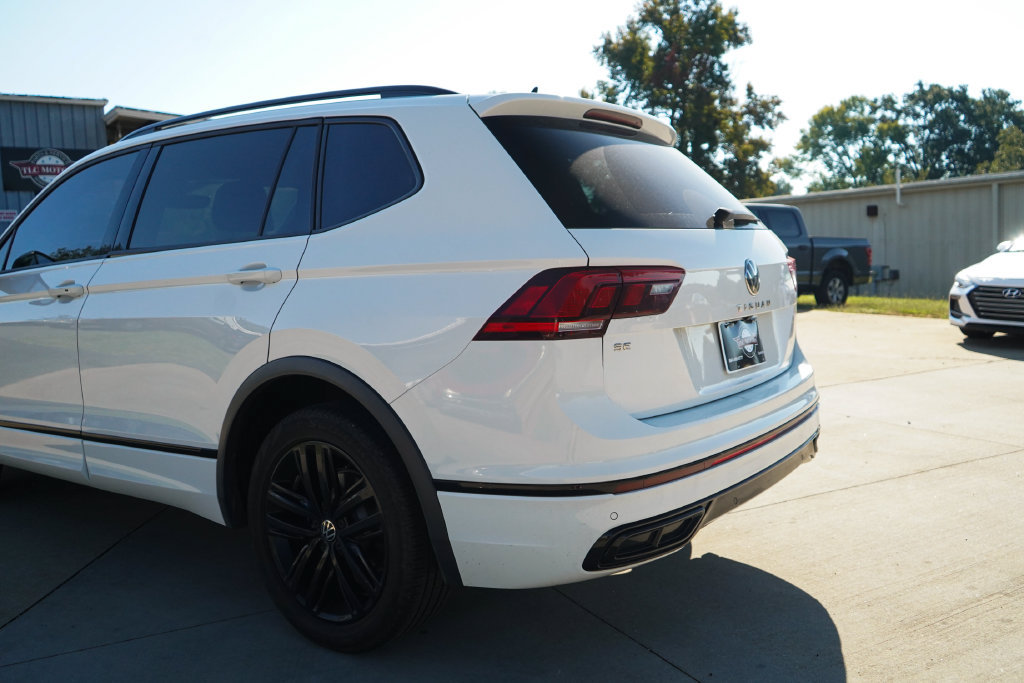 Used 2022 Volkswagen Tiguan SE R-Line FWD image 22