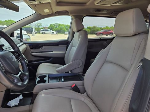 Used 2024 Honda Odyssey Touring image 5
