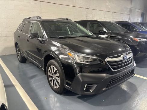 Used 2020 Subaru Outback Premium AWD/4WD image 11