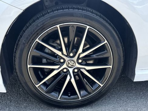 Used 2024 Toyota Camry SE FWD image 20