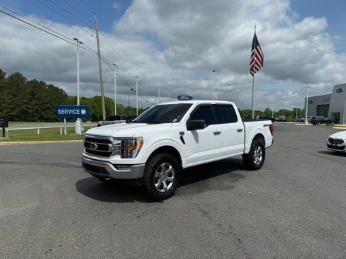 Certified 2021 Ford F150 XLT w/ Equipment Group 302A High AWD/4WD image 3