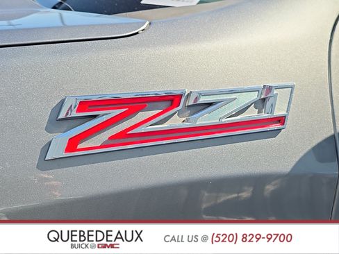 Used 2021 Chevrolet Silverado 1500 LT Trail Boss w/ Convenience Package II AWD/4WD image 4